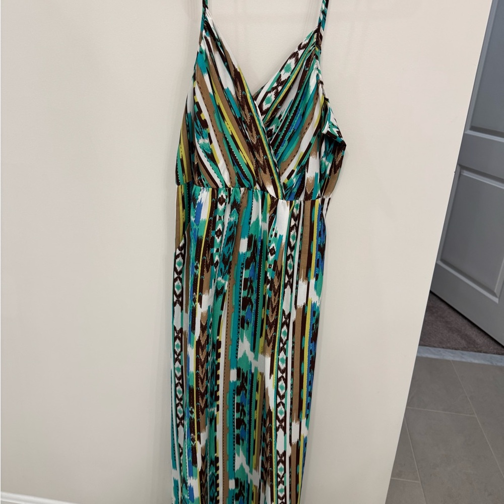Elegant Green and Brown Patterned Maxi Dress